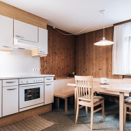 Gaestehaus Laesser Меллау Экстерьер фото