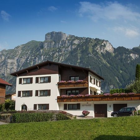 Gaestehaus Laesser Меллау Экстерьер фото